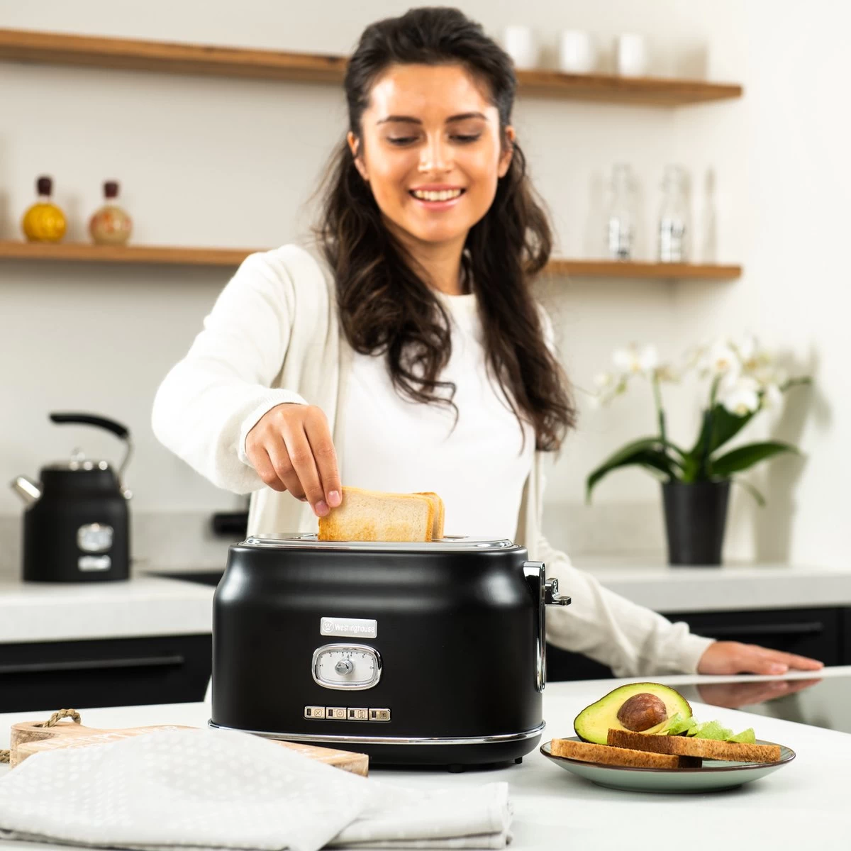 Westinghouse Retro Waterkoker + Broodrooster 2 Sleuven + Staafmixer - Zwart - Afbeelding 9