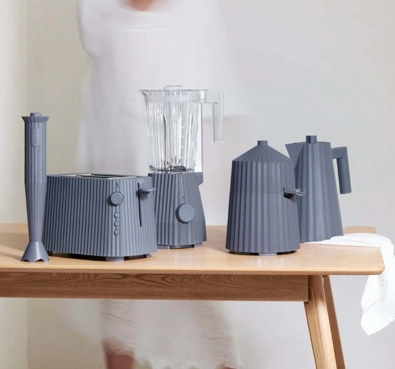 Alessi Tostiklemmen Voor Broodrooster Plissé - Grijs - Michele De Lucchi - MDL08RA G - Afbeelding 2