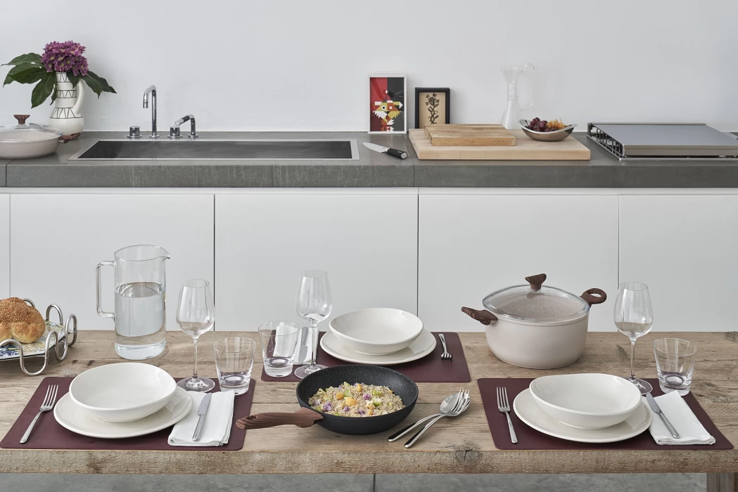 Sambonet Braadpan Rock 'n' Rose - Creme - ø 24 Cm / 4.5 Liter - Standaard Anti-aanbaklaag - Afbeelding 2